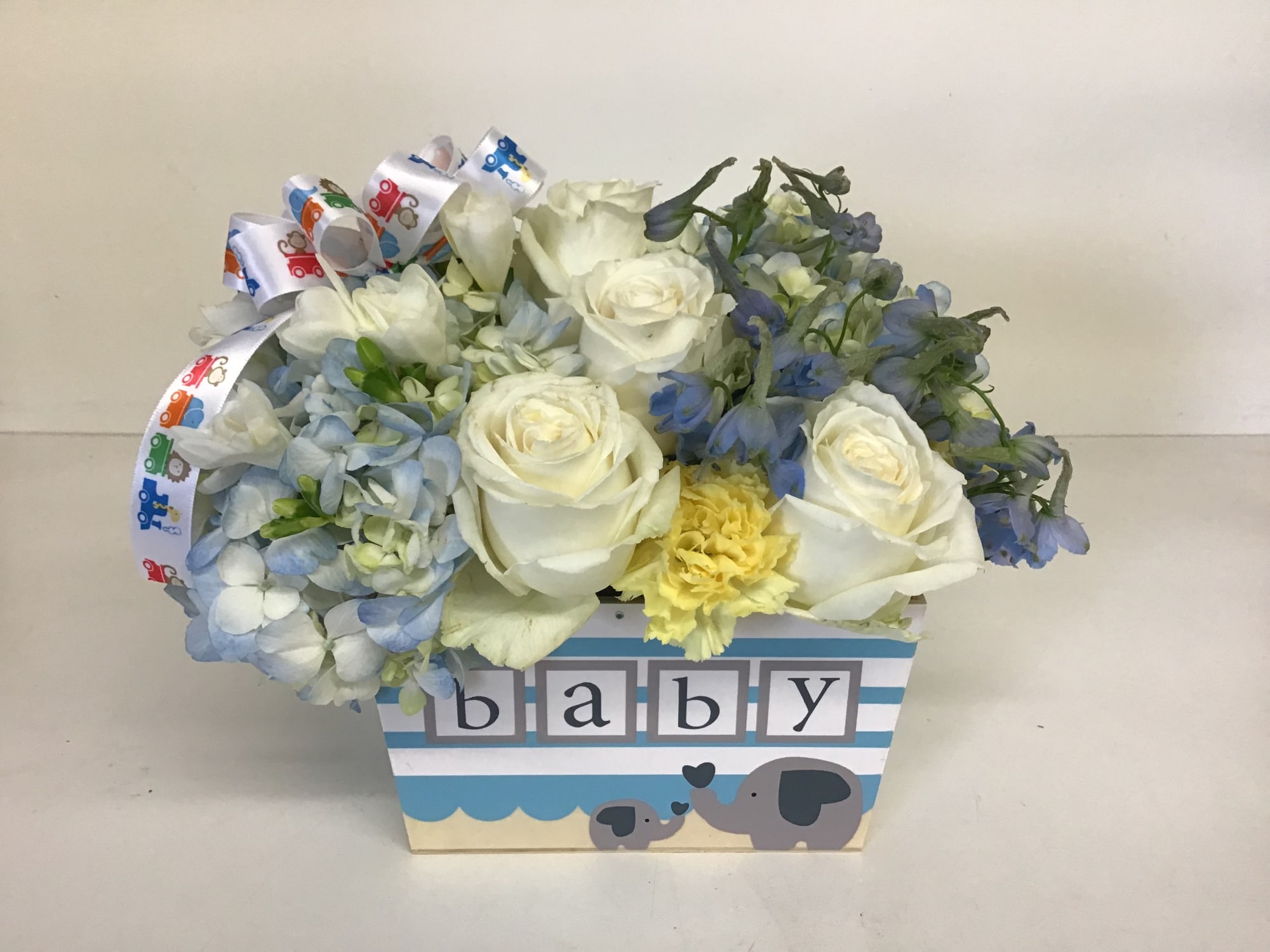Freesia — hand-crafted floral arrangements from The Flower Lover atelier in Huntington Beach